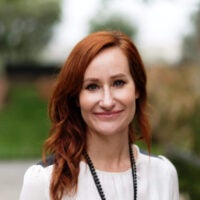 Gina Berg headshot