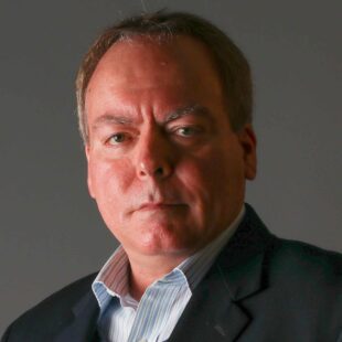 Phil Robb headshot