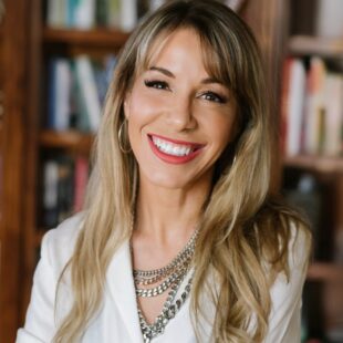Sarah Drasner headshot