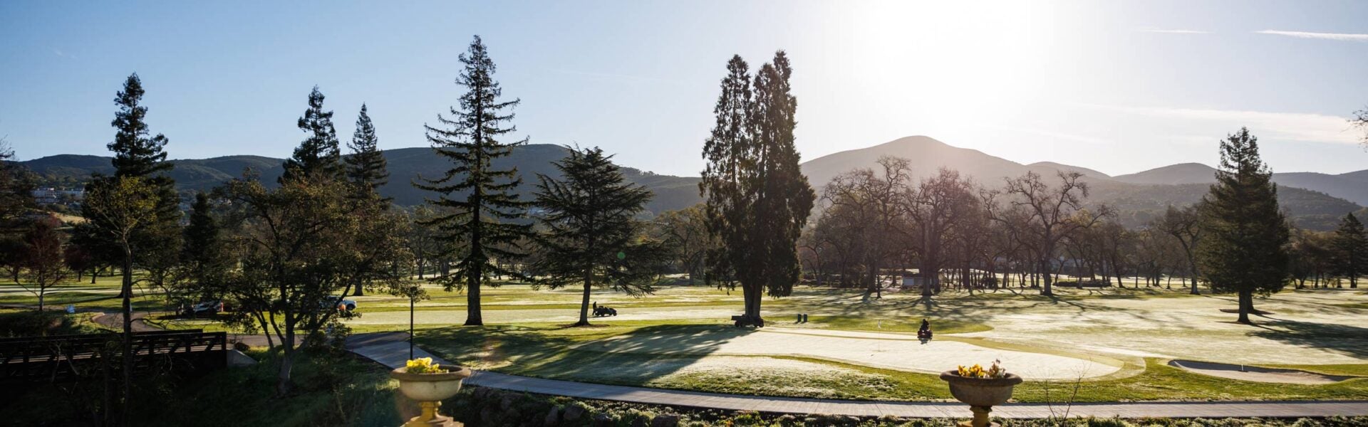 The golf course on a sunny day outside of the venue.