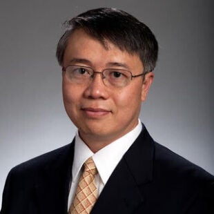 Vincent Hsu headshot