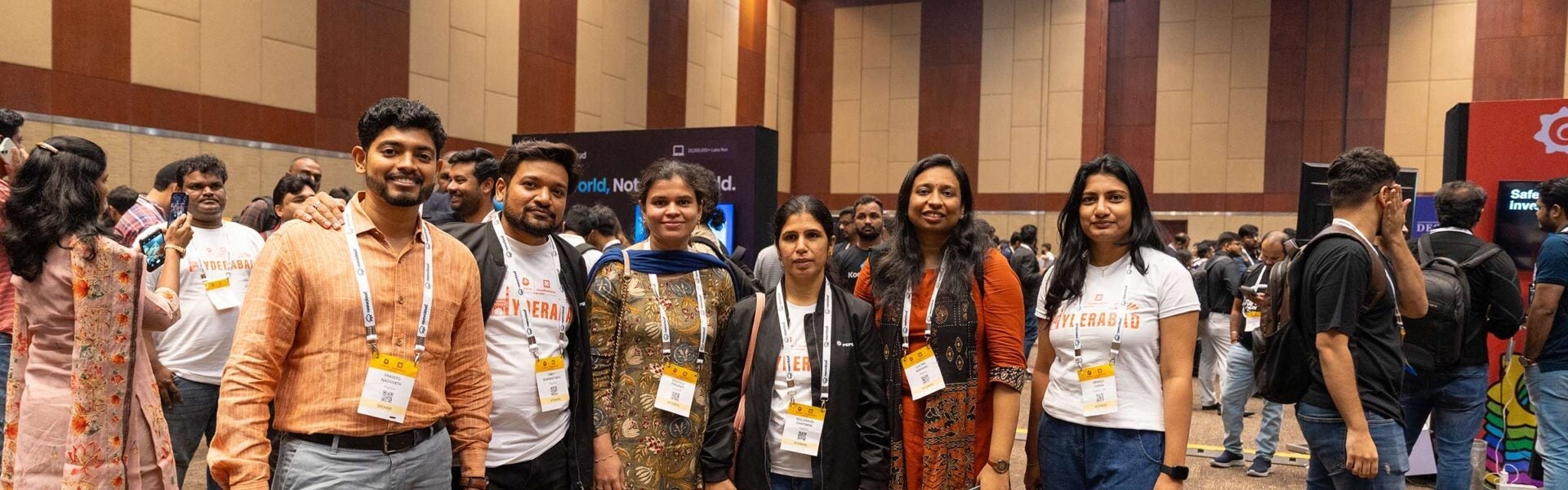 A group photo of attendees in the Solutions Showcase.