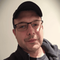 Lubomir Ivanov headshot