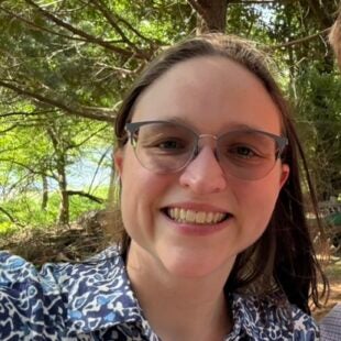 Leigha VanderKlok headshot