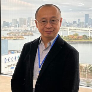 Hui Deng headshot