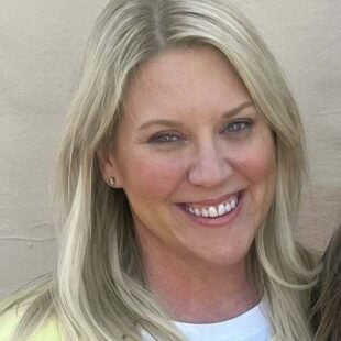 Patti Juric headshot